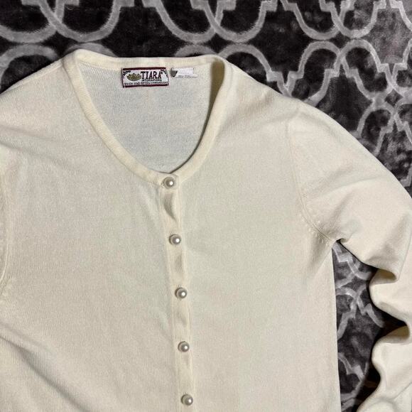 Classic White Cardigan Women's Small Full Pearl Button Sweater Academia Japan - Picture 1 of 7